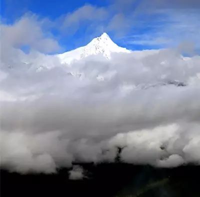 国】达瓦更扎看云海开元棋牌【大美中(图4)